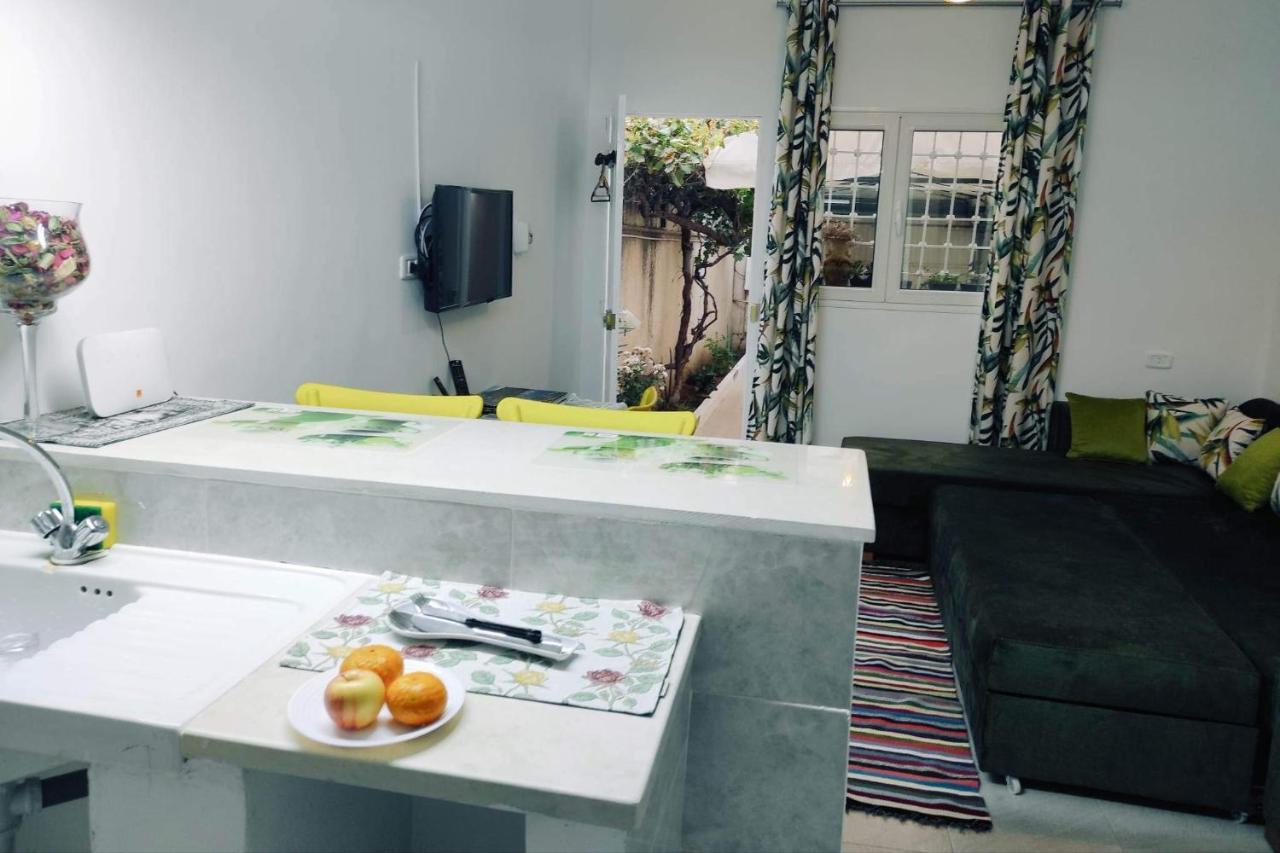 Studio, Cite La Gazelle ,Pas Jafar, Quartier Calme 10 Min De L'Aeroport Pres Du Technopark 外观 照片