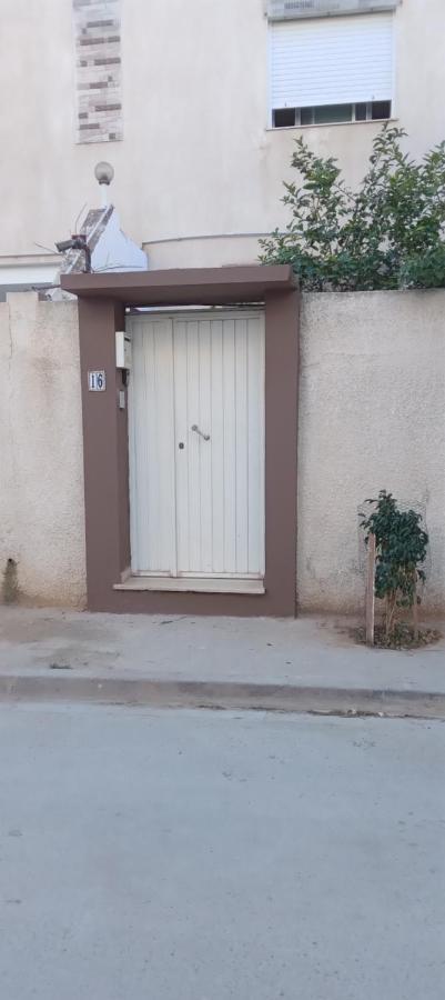 Studio, Cite La Gazelle ,Pas Jafar, Quartier Calme 10 Min De L'Aeroport Pres Du Technopark 外观 照片